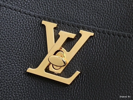 - 20.5 LOUIS 20 x VUITTON and Walk Lock x 12CM 0804